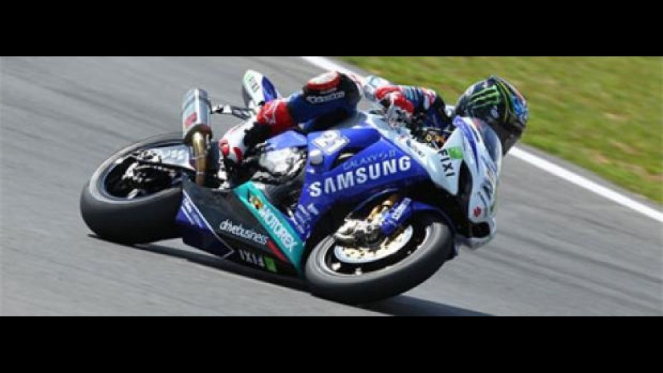 Moto - News: WSBK, Silverstone, Superpole: Hopkins sorprende tutti