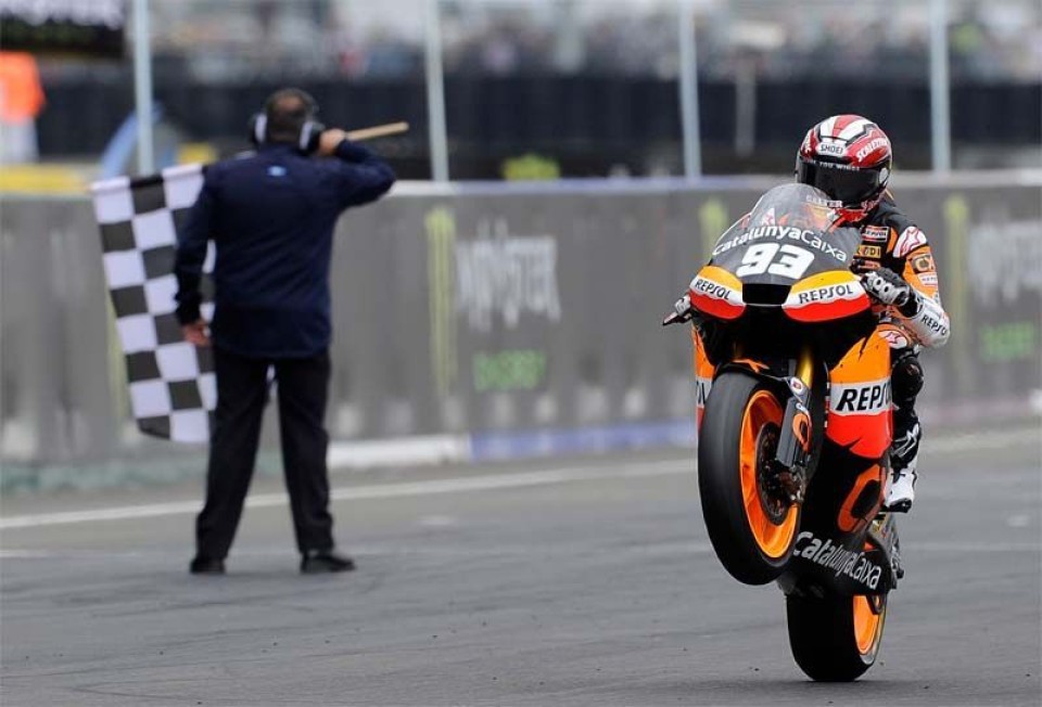 Moto - News: Marquez migliore con rain e slick