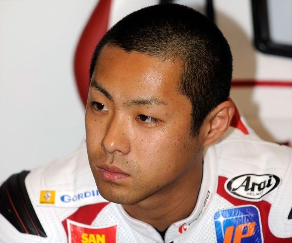 Moto - News: Moto2: Takahashi passa a Forward