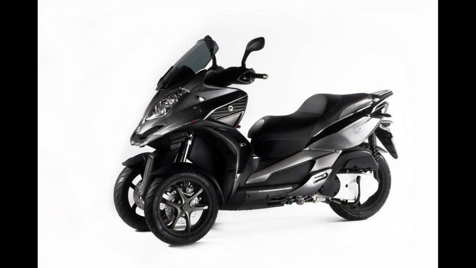 Moto - Gallery: Quadro 350D 2012