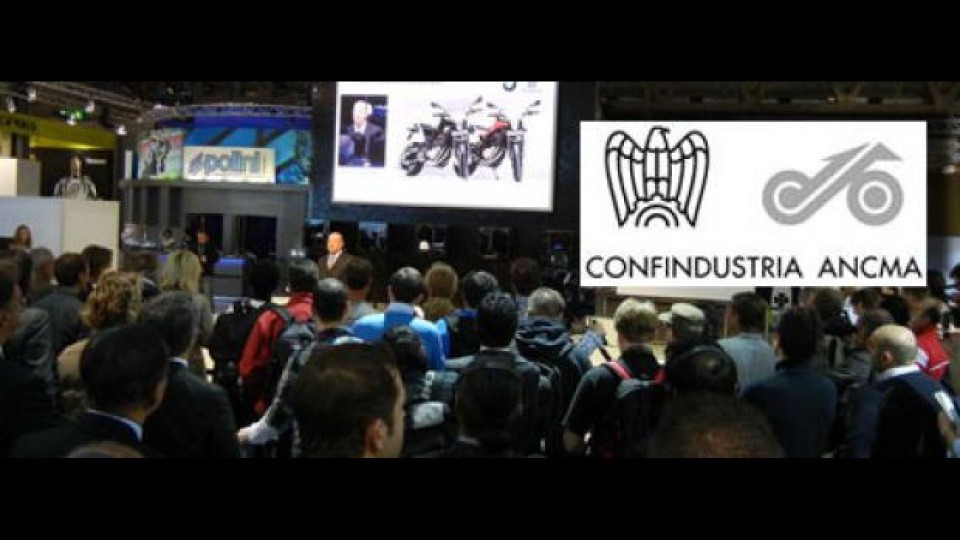 Moto - News: 500.000 visitatori a EICMA 2011: è record 