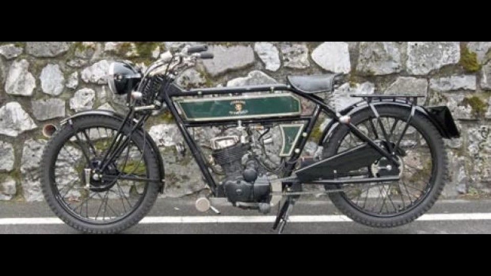 Moto - News: The Black Douglas Sterling: il ritorno delle sottocanna