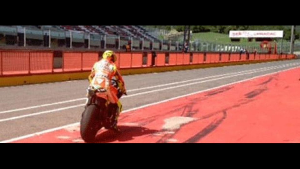 Moto - News: MotoGP 2012: arriva il sole al Mugello, le Ducati vanno in pista!