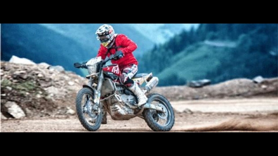 Moto - News: Husqvarna Touratech Nuda-X-Cross