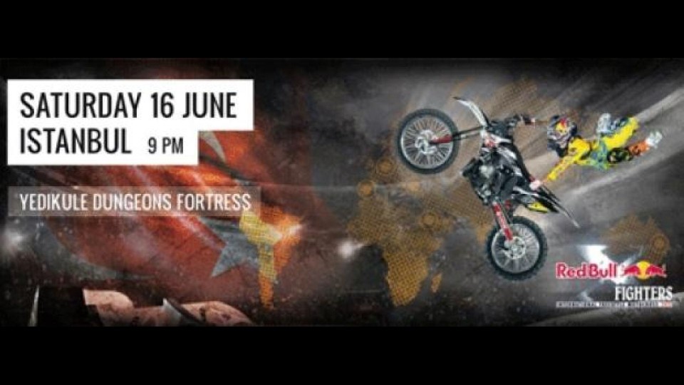 Moto - News: Red Bull X-Fighters World Tour 2012: salti vicino alla Moschea Blu