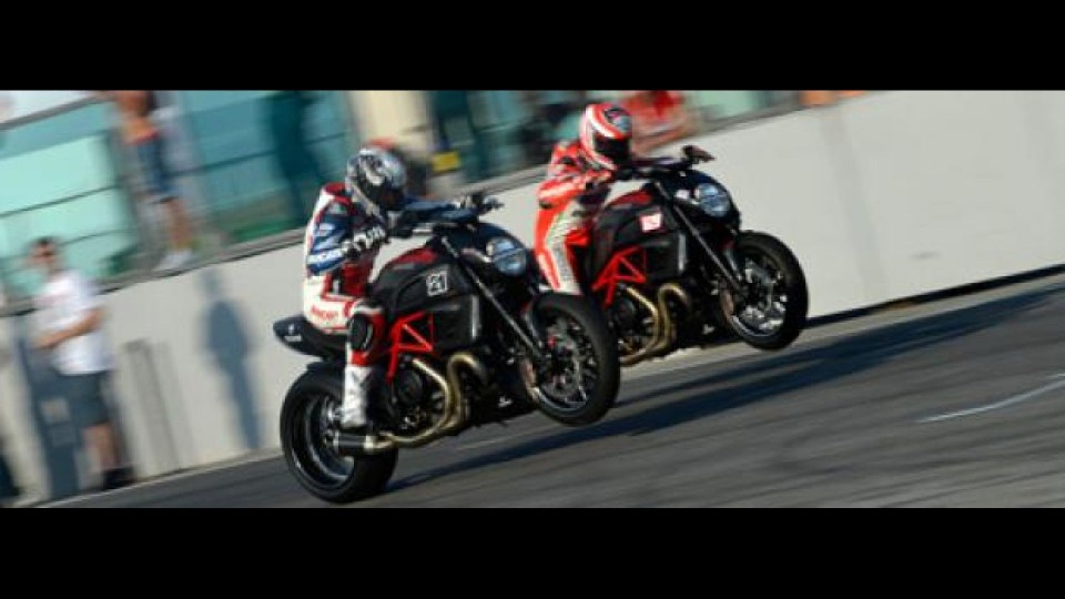 Moto - News: WDW 2012: Troy Bayliss vince la Drag race