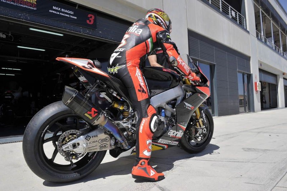 Moto - News: SBK: Ad Aragon primo test con le 17