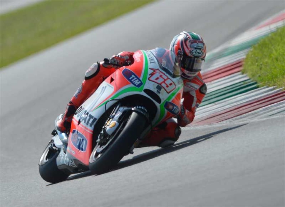 MotoGP: MotoGP, FP2: Hayden in scia a Lorenzo