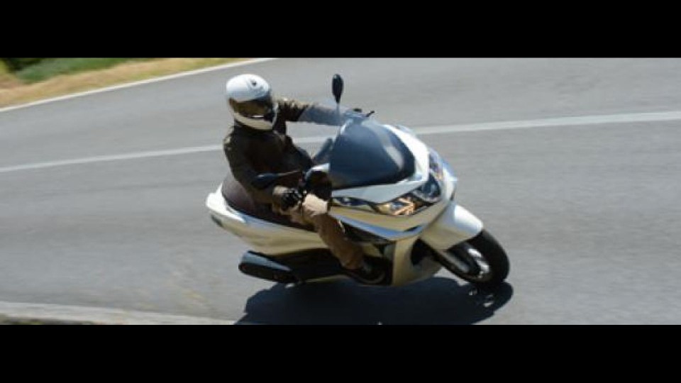 Moto - Test: Piaggio X10 500 Executive - TEST