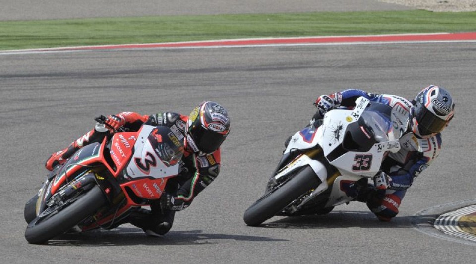 SBK: SBK: A Silverstone Biaggi-Melandri