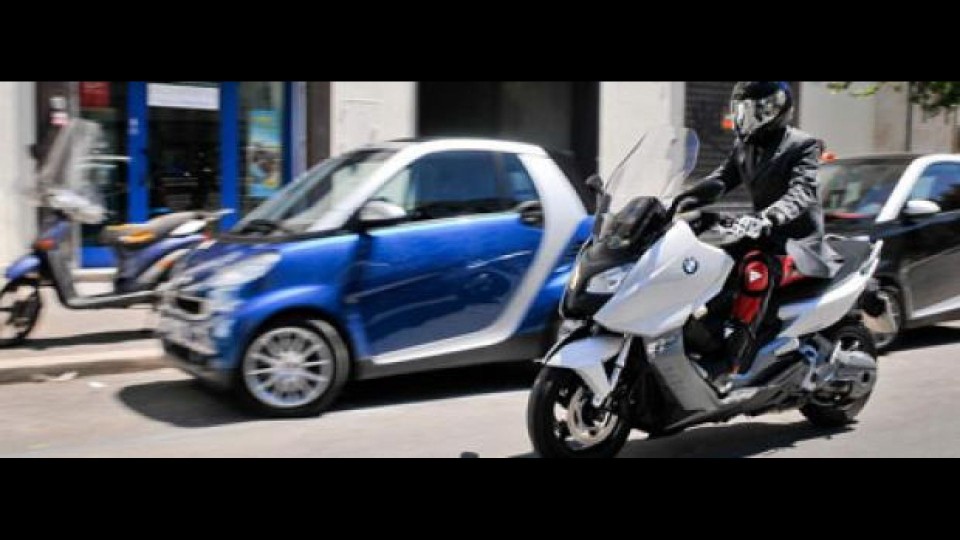 Moto - News: BMW Motorrad: Urban Tour 2012