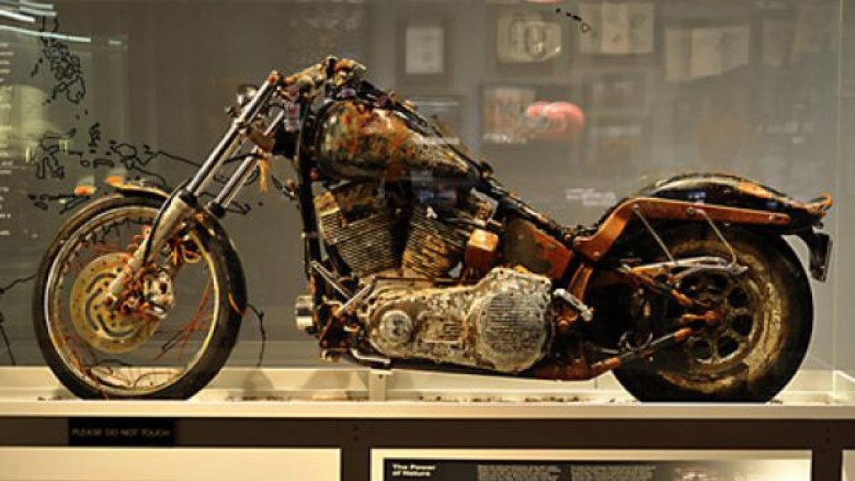 Moto - News: Esposta in museo la Harley sopravvissuta allo tsunami