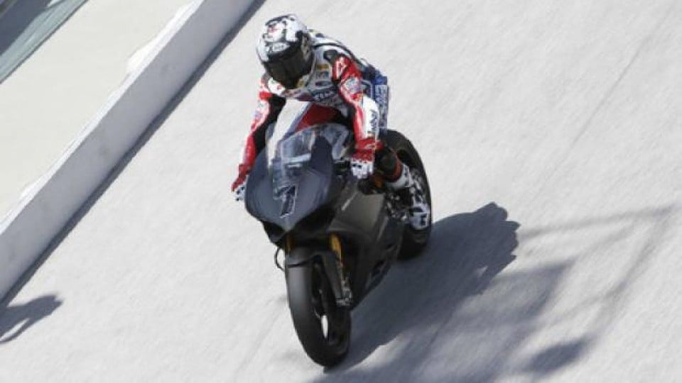 Moto - News: WSBK 2013: Ducati conferma Carlos Checa 