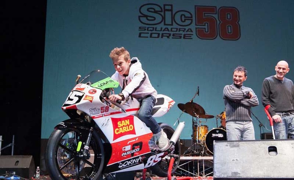 Moto - News: Honda Italia con 'Sic 58 Squadra Corse'