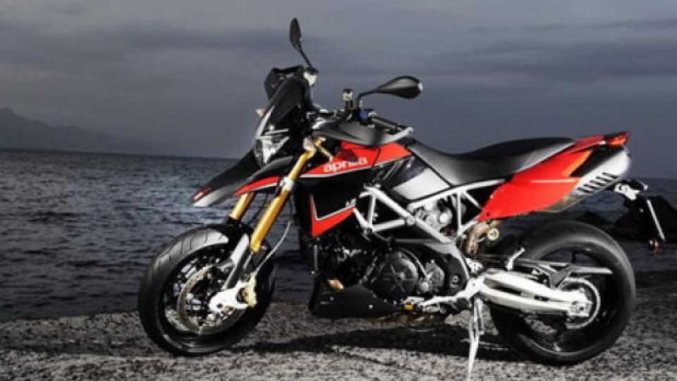 Moto - News: Aprilia e Moto Guzzi: promozioni 2013 e ritocchi ai listini