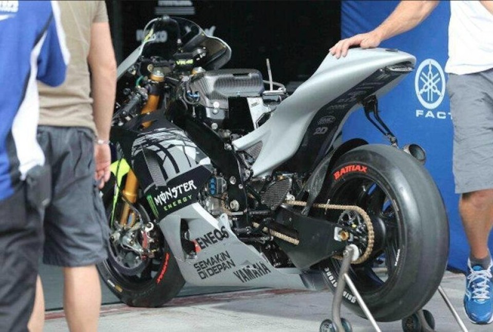 MotoGP: MotoGP: le prime foto della nuova M1