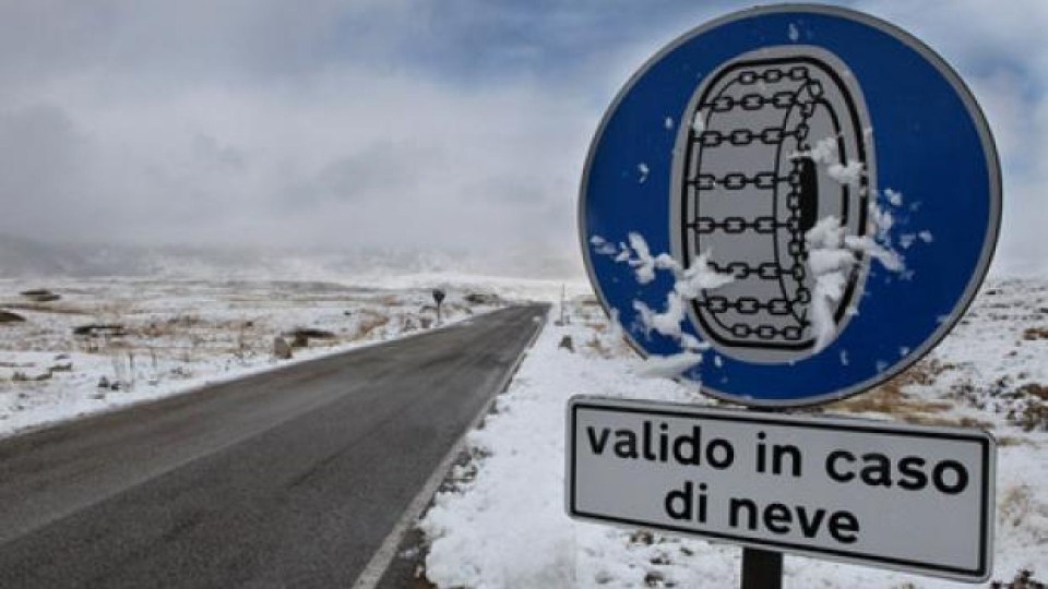 Moto - News: Neve in tutta Italia: gli stop alla circolazione