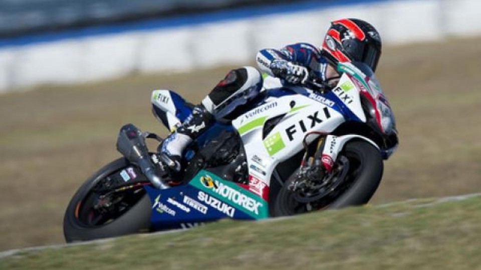 Moto - News: WSBK 2013 Phillip Island, Day 1: Camier è il più veloce!