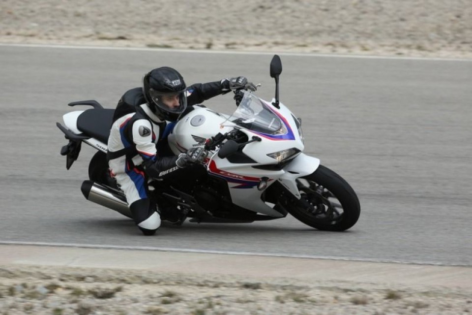 Moto - News: Honda CB500: moto per futuri piloti
