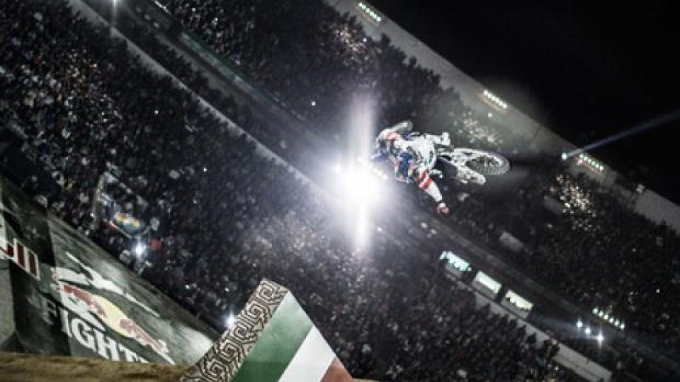 Moto - News: Red Bull X-Fighters World Tour 2013 - Città del Messico