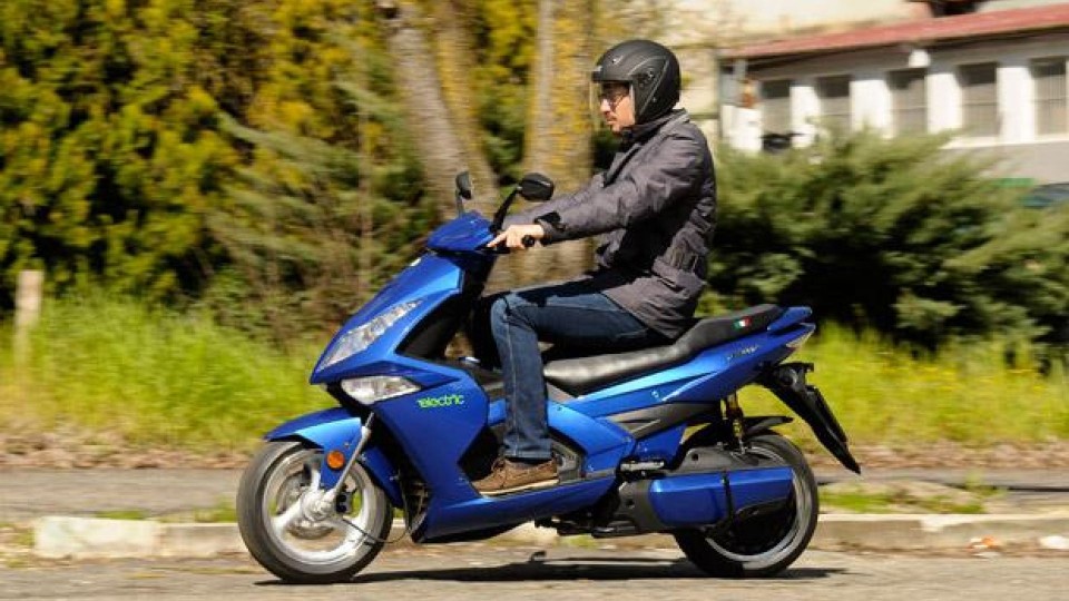 Moto - Test: EcoJumbo 5000 w - TEST