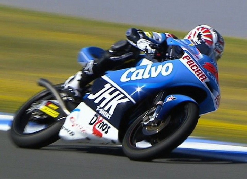 Moto - News: Moto3: Viñales re con bandiera rossa