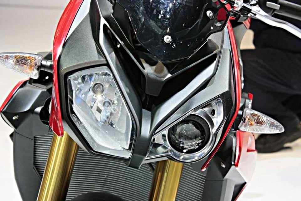 Moto - News: BMW S1000R - Una Naked da Superbike