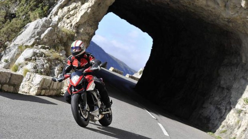 Moto - Test: MV Agusta Rivale 800 – VIDEO TEST