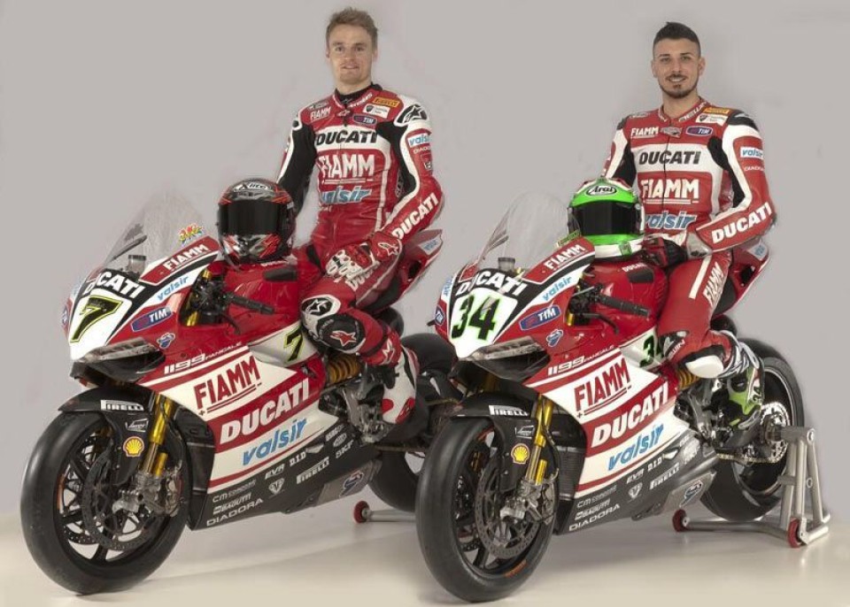 LIVE: il lancio del team Ducati Superbike
