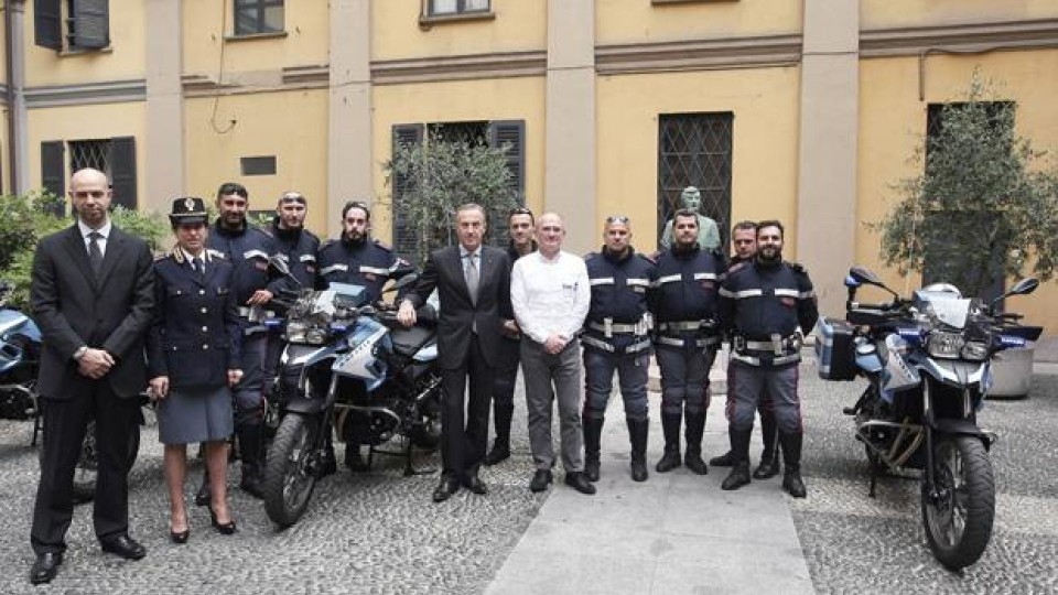 Moto - News: BMW e Dainese per la Polizia di Milano