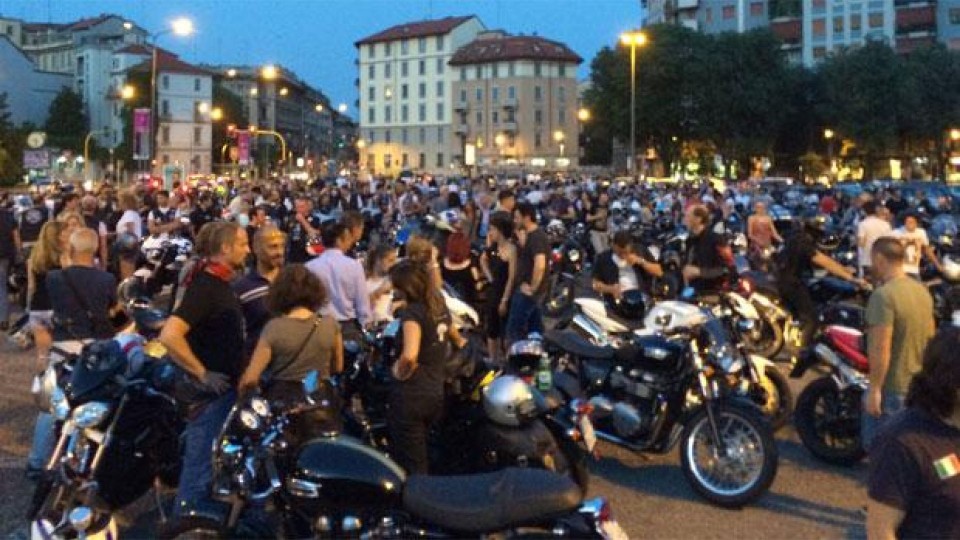 Moto - News: Triumph Milano City Tour by Night 2014