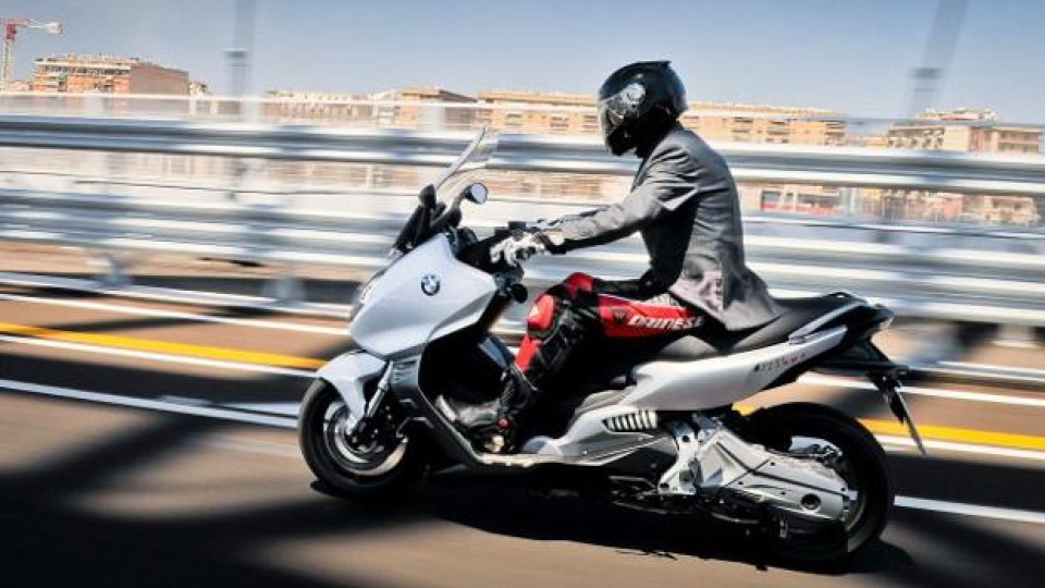 Moto - News: Maxi richiamo BMW per gli scooter C 600 Sport e C 650 GT