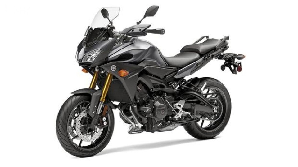 Moto - News: Yamaha FJ-09 2015: scappata la prima foto