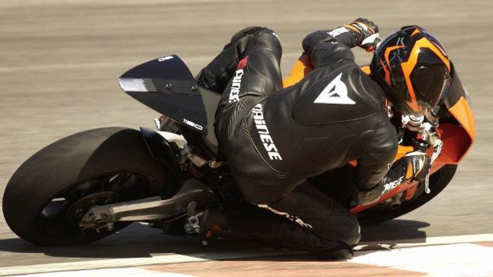 Moto - News: 5 comportamenti che NON rendono i motociclisti più fighi