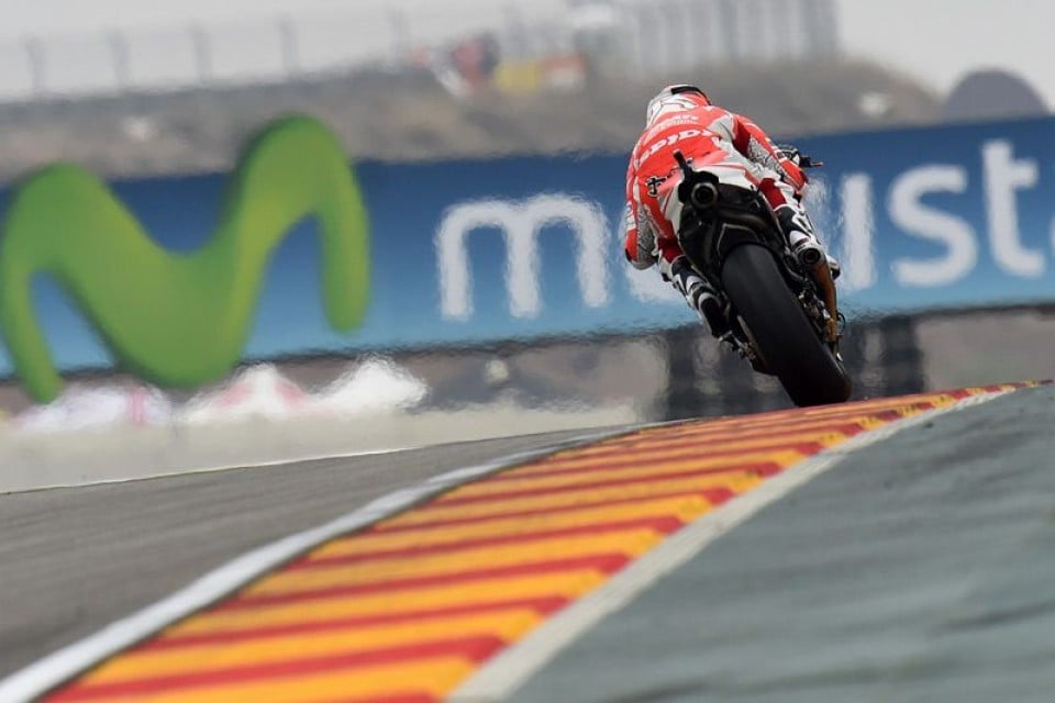 Ducati, la GP 15 debutterà a Sepang 2