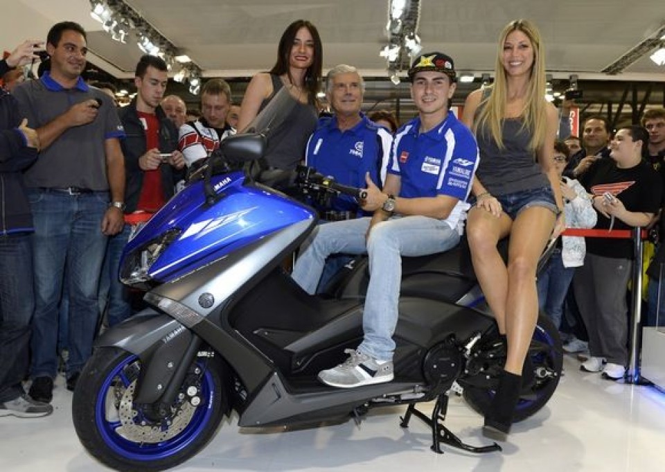 LA CURIOSITA&#039;: Rossi, amo il T-Max