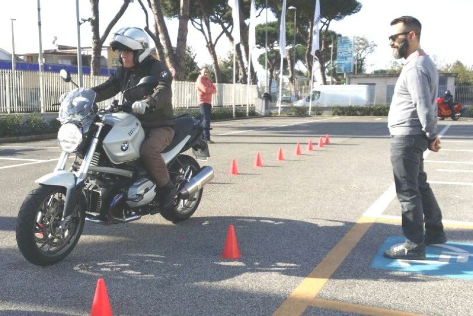 Moto - News: Guida sicura alla filiale BMW di Roma