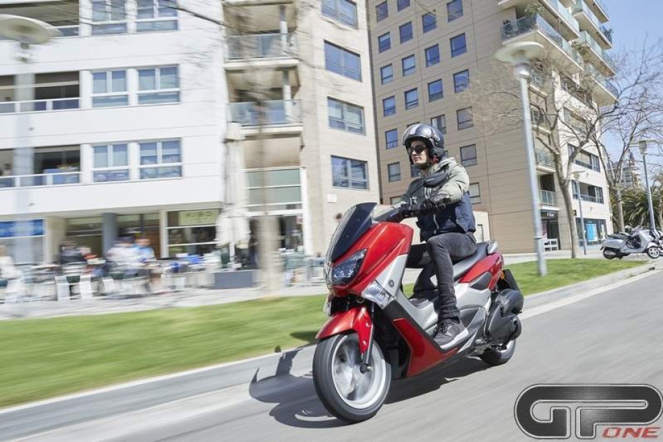 Moto - Scooter: Yamaha NMax - piccolo e grintoso