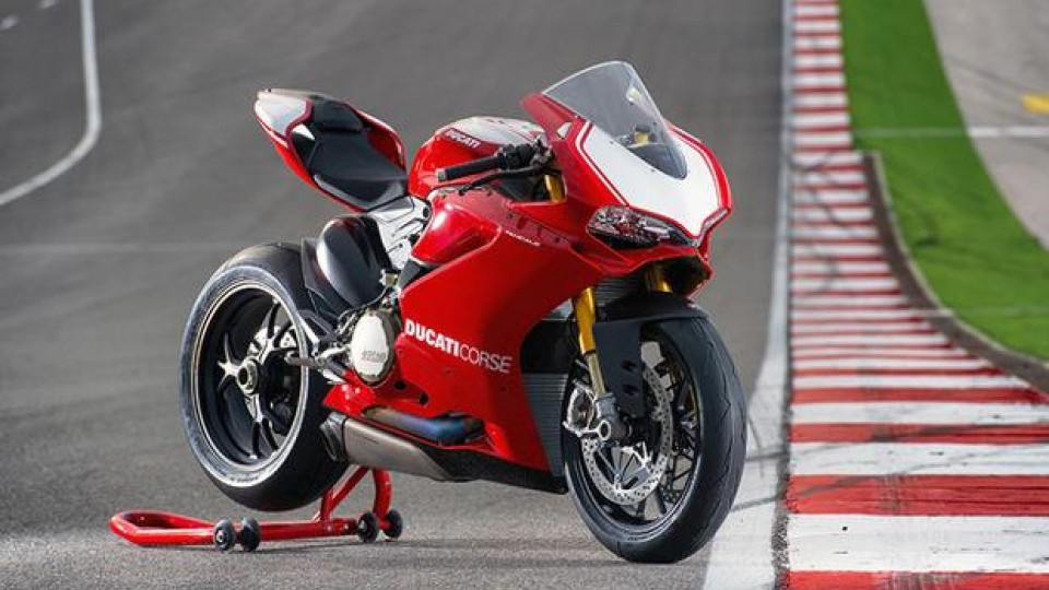 Moto - News: Ducati Panigale R 2015