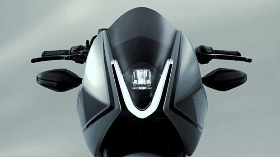 Moto - News: Suzuki registra il nome 