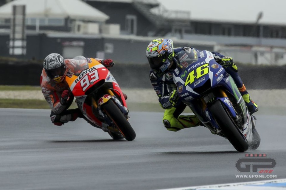 Rossi vs Marquez: sfida a colpi di freni