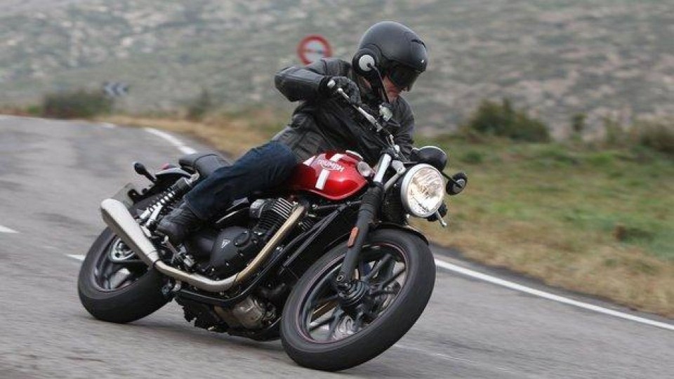 Moto - News: Triumph Motorcycle a Motodays 2016