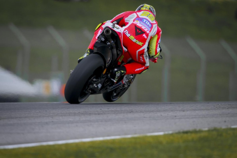 FP2: Iannone a red arrow at Mugello, Pirro 3rd