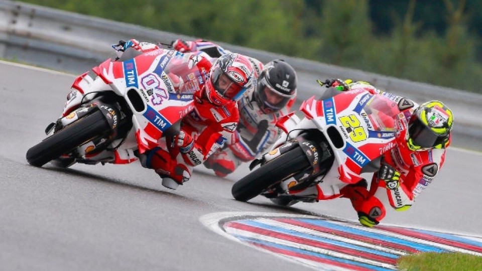 Moto - News: MotoGP a Silverstone: orari TV di prove, qualifiche e gare