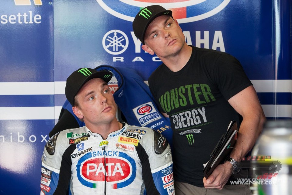 Alex Lowes sulla Yamaha M1 del team Tech3