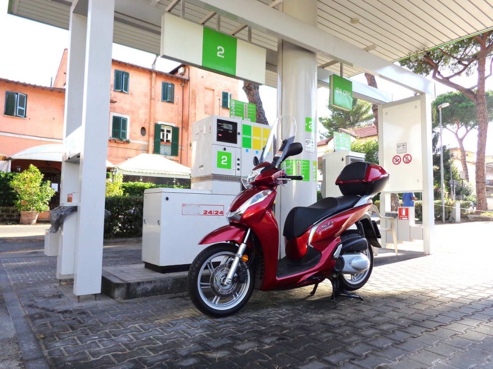 Moto - News: Mercato: 11.984 vendite pari al +20,9% rispetto all'agosto 2015