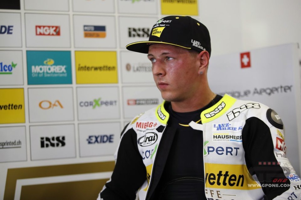 Aegerter appiedato dal team dopo la firma con Leopard