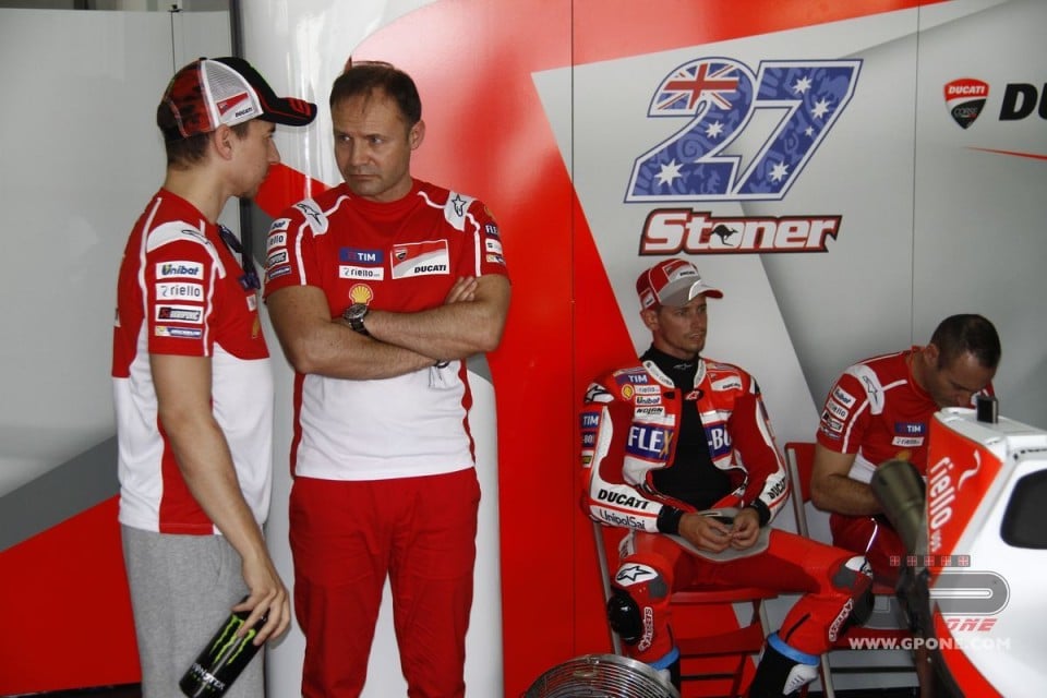 MotoGP: Lorenzo already at Sepang to watch Stoner