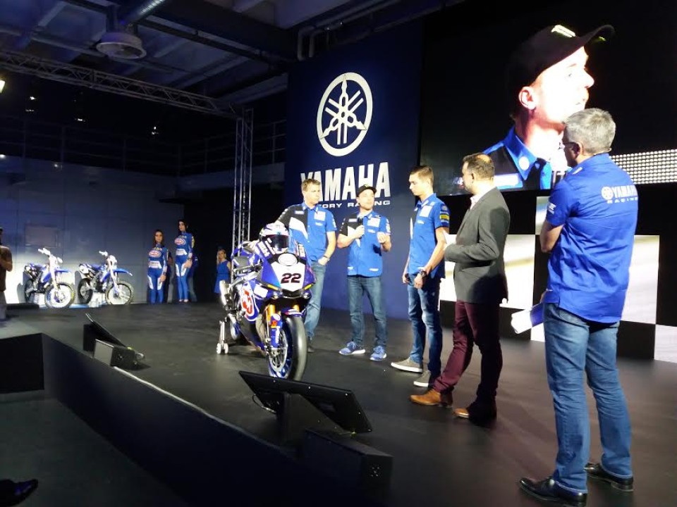 SBK: Lowes and van der Mark, special challenge with Yamaha