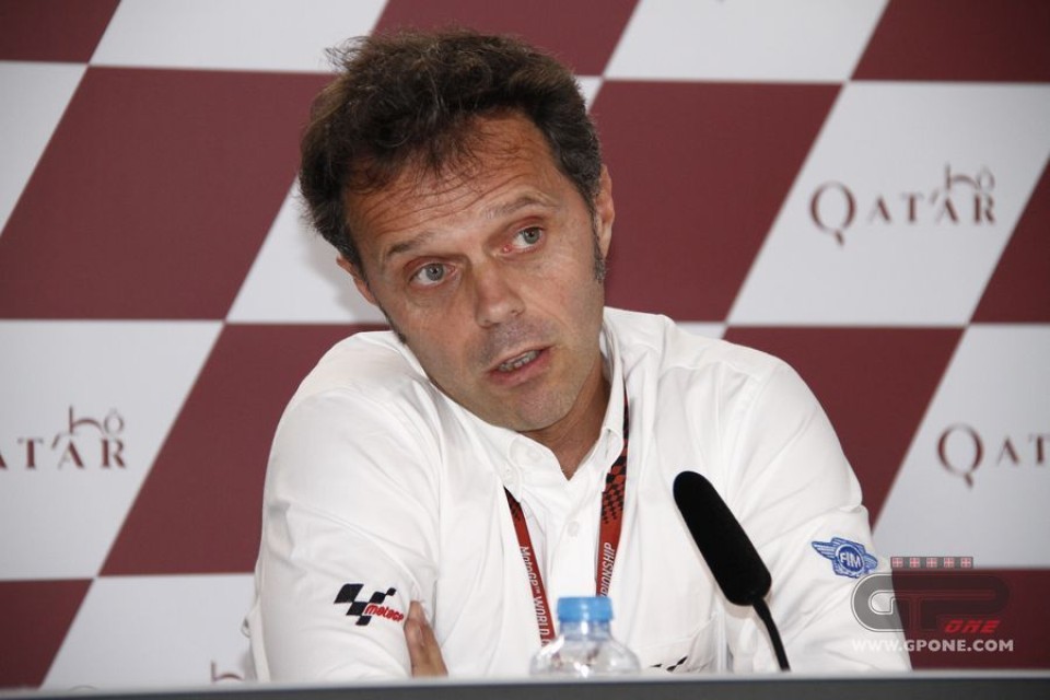 MotoGP: RACE AT RISK. Capirossi: no racing if it rains hard